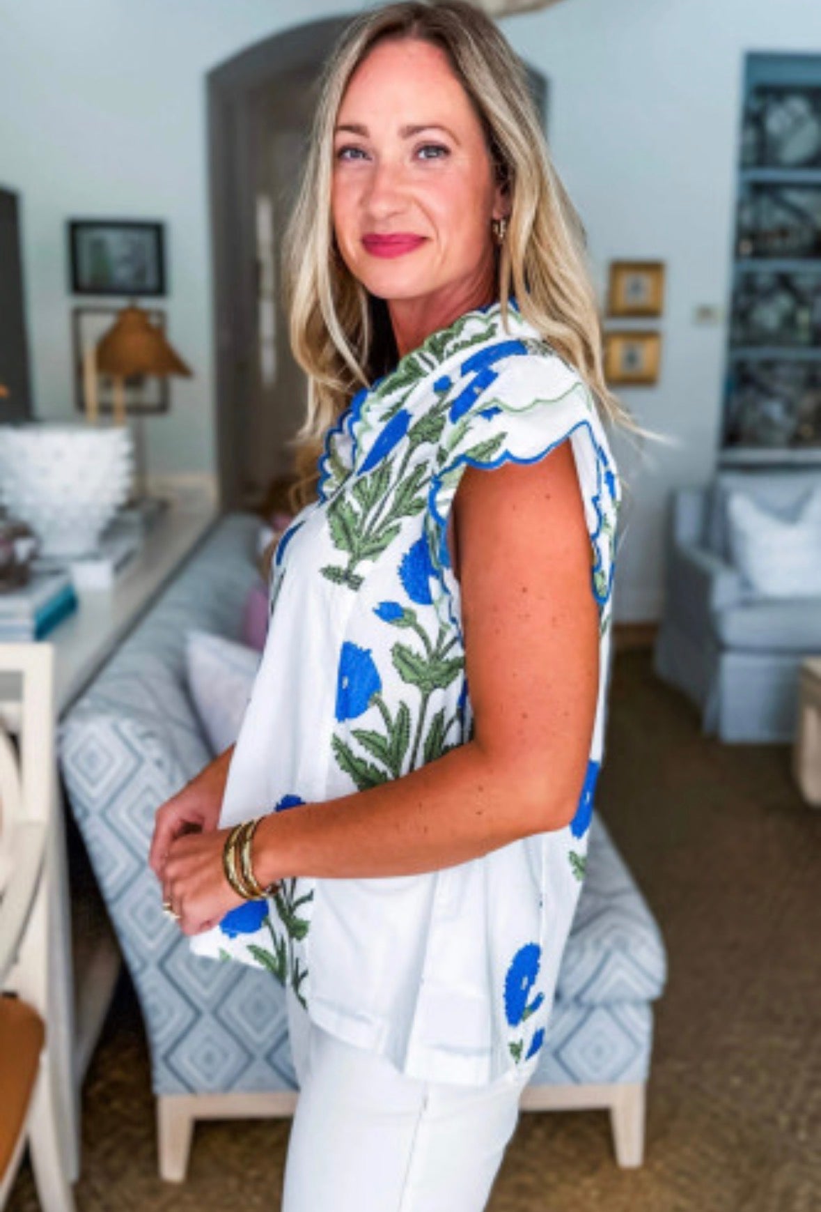Blue Wild Flower Print Contrast Trim Scallop Detail Short Sleeve Blouse